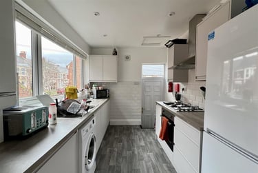 6 bed house, Starbeck Avenue, Sandyford, Newcastle, NE21PB - Image 1